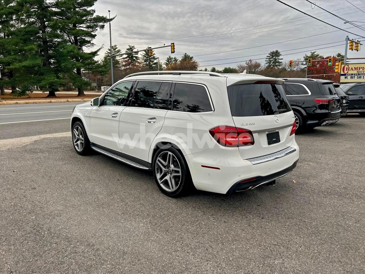 Photo 3 of 2018 MERCEDES-BENZ GLS 550 4MATIC (VIN 4JGDF7DE7JB046604)
