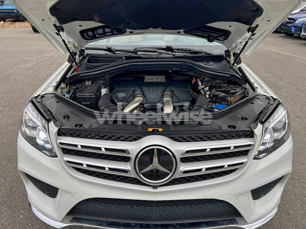 Photo 8 of 2018 MERCEDES-BENZ GLS 550 4MATIC (VIN 4JGDF7DE7JB046604)
