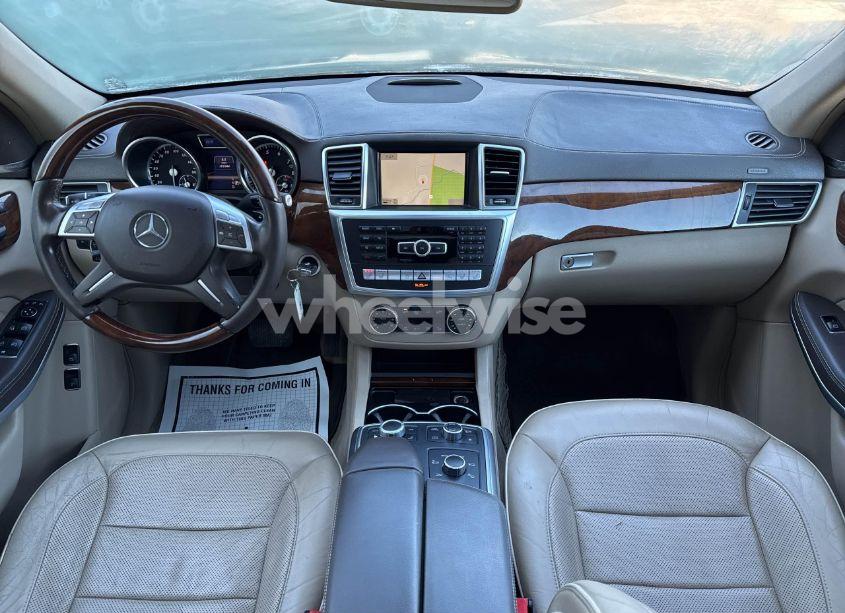 Photo 6 of 2013 Mercedes-benz Gl 550 4MATIC (VIN 4JGDF7DE8DA180001)