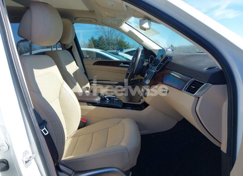 Photo 5 of 2018 Mercedes-benz Gls 550 4MATIC (VIN 4JGDF7DE8JB029455)
