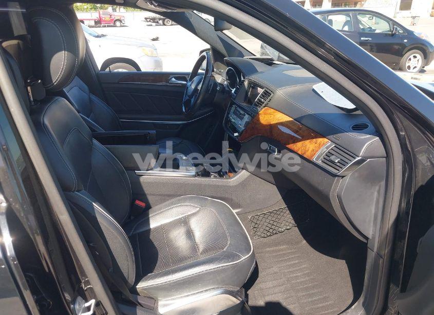 Photo 5 of 2013 Mercedes-benz Gl 550 4MATIC (VIN 4JGDF7DE9DA158265)