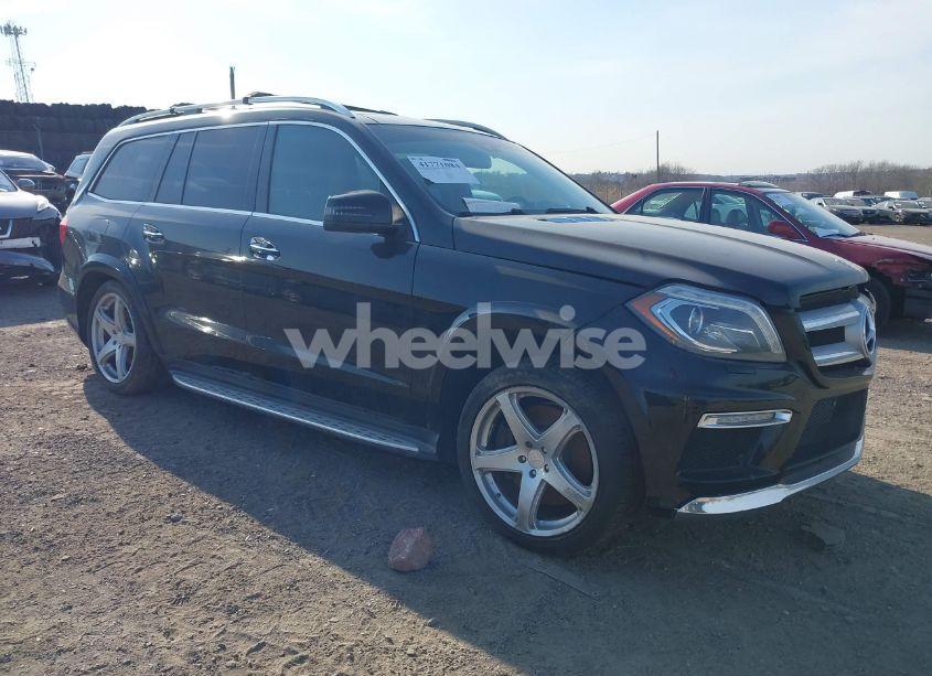 2015 Mercedes-benz Gl 550 4MATIC (VIN 4JGDF7DE9FA444720) main photo