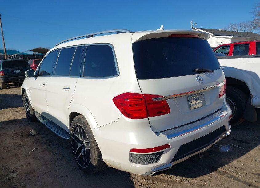 Photo 3 of 2014 Mercedes-benz Gl 550 4MATIC (VIN 4JGDF7DEXEA435412)