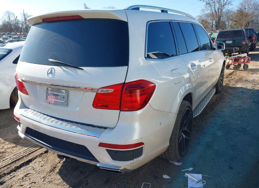 Photo 4 of 2014 Mercedes-benz Gl 550 4MATIC (VIN 4JGDF7DEXEA435412)