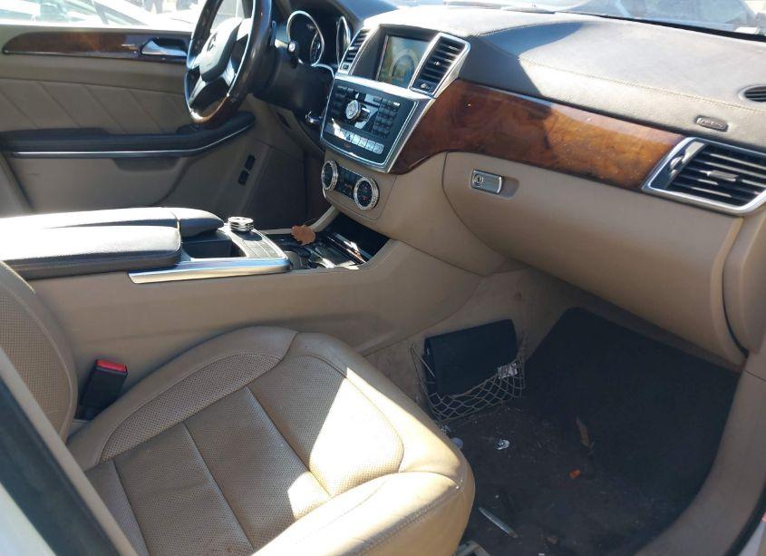 Photo 5 of 2014 Mercedes-benz Gl 550 4MATIC (VIN 4JGDF7DEXEA435412)