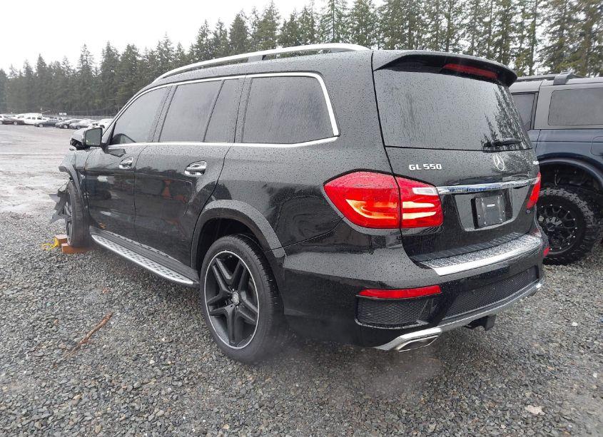 Photo 3 of 2016 Mercedes-benz Gl 550 4MATIC (VIN 4JGDF7DEXGA667575)