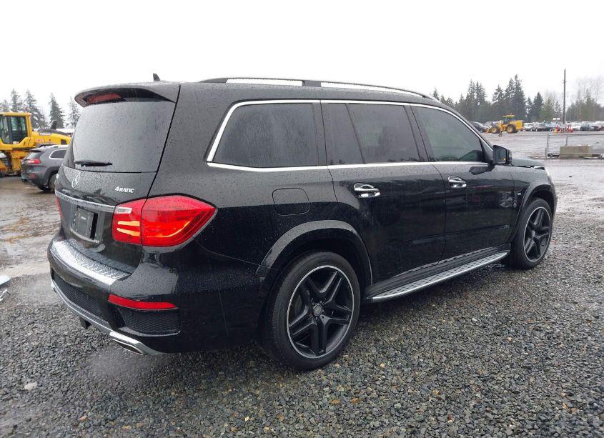 Photo 4 of 2016 Mercedes-benz Gl 550 4MATIC (VIN 4JGDF7DEXGA667575)