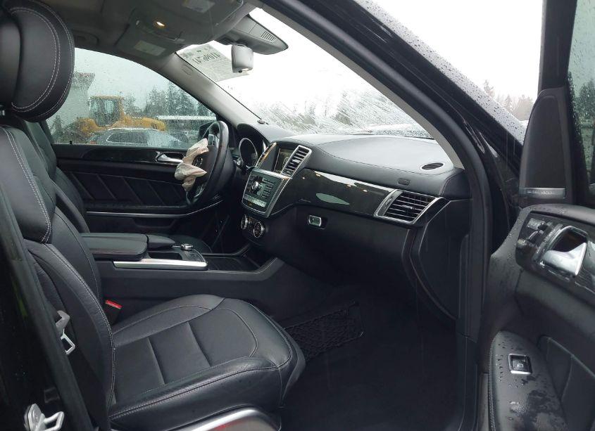 Photo 5 of 2016 Mercedes-benz Gl 550 4MATIC (VIN 4JGDF7DEXGA667575)