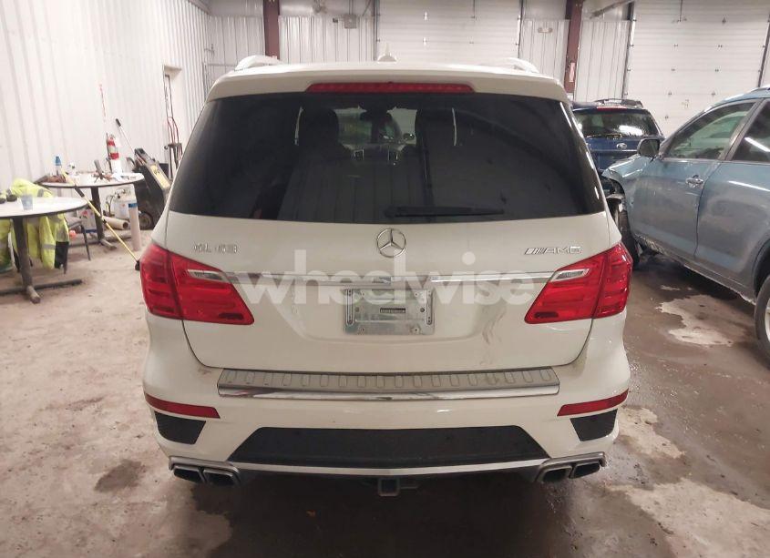 Photo 16 of 2015 Mercedes-benz Gl 63 AMG 4MATIC (VIN 4JGDF7EE8FA448000)