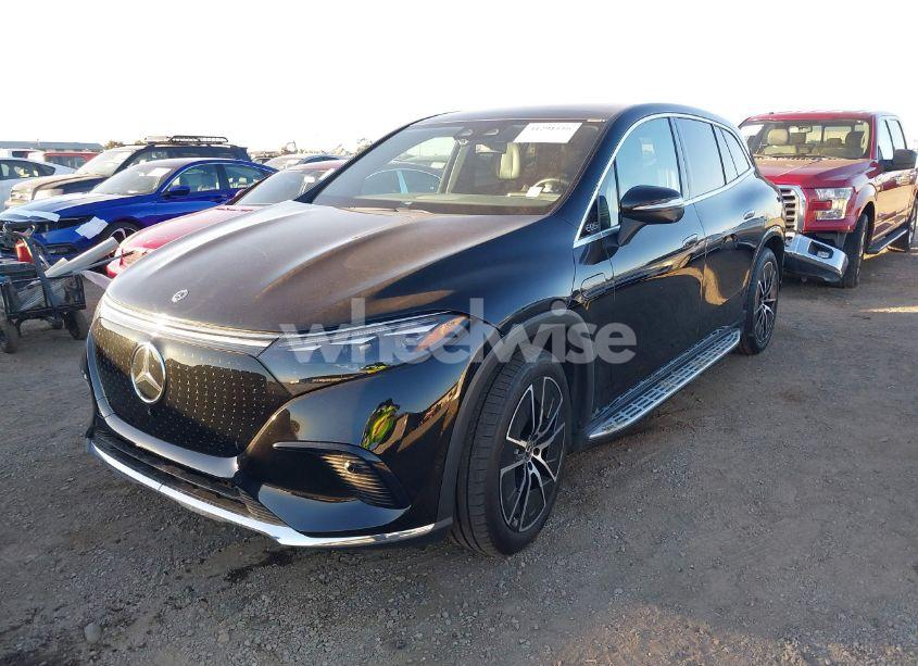 Photo 2 of 2023 Mercedes-benz Eqs 450+ SUV (VIN 4JGDM2DB2PA005780)