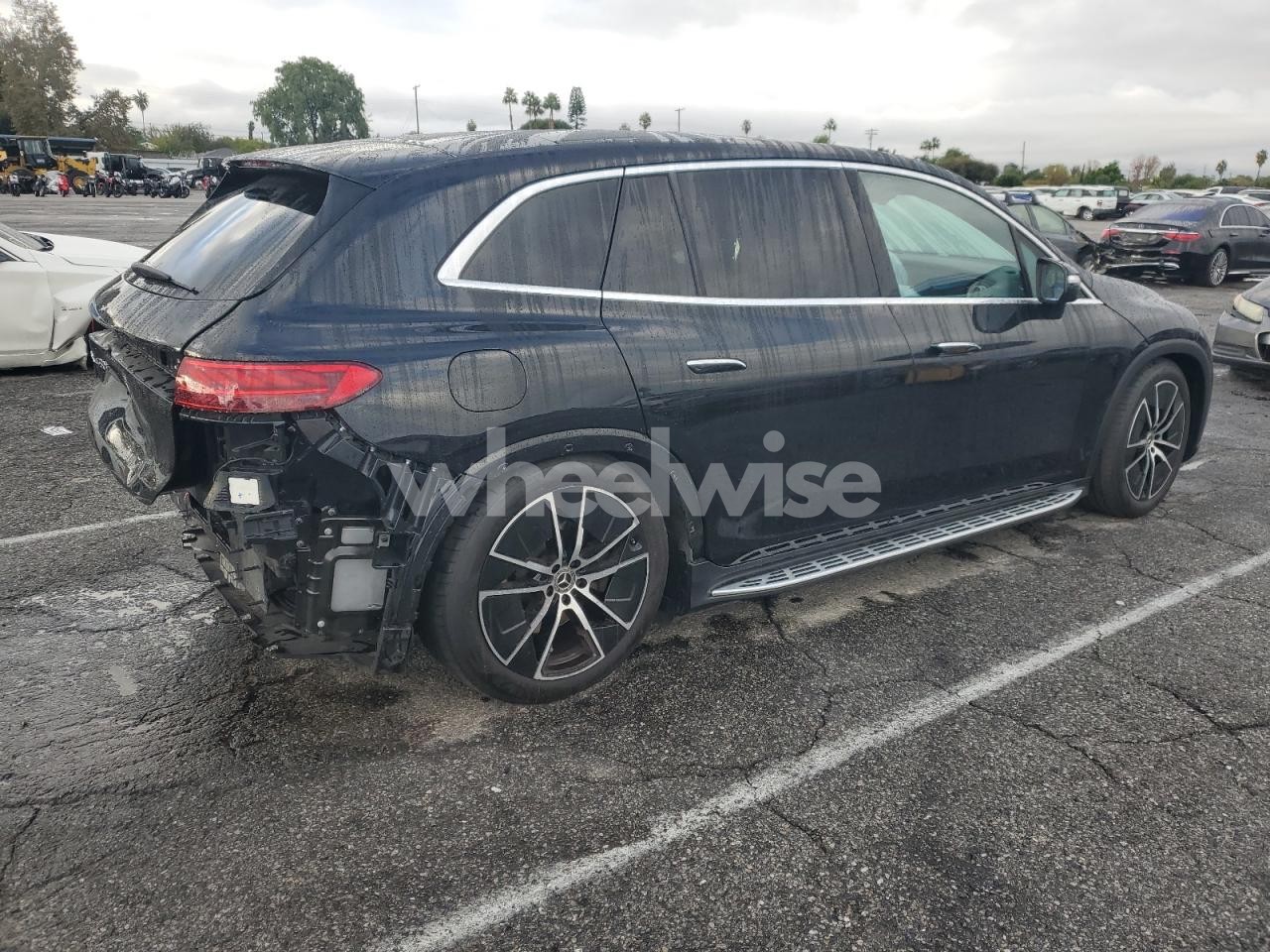 Photo 3 of 2023 MERCEDES-BENZ EQS SUV 450+ (VIN 4JGDM2DB5PA010293)