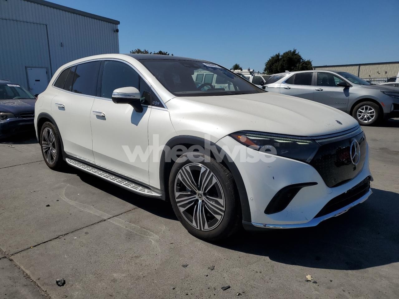 Photo 4 of 2023 MERCEDES-BENZ EQS SUV 450+ (VIN 4JGDM2DB7PA000431)