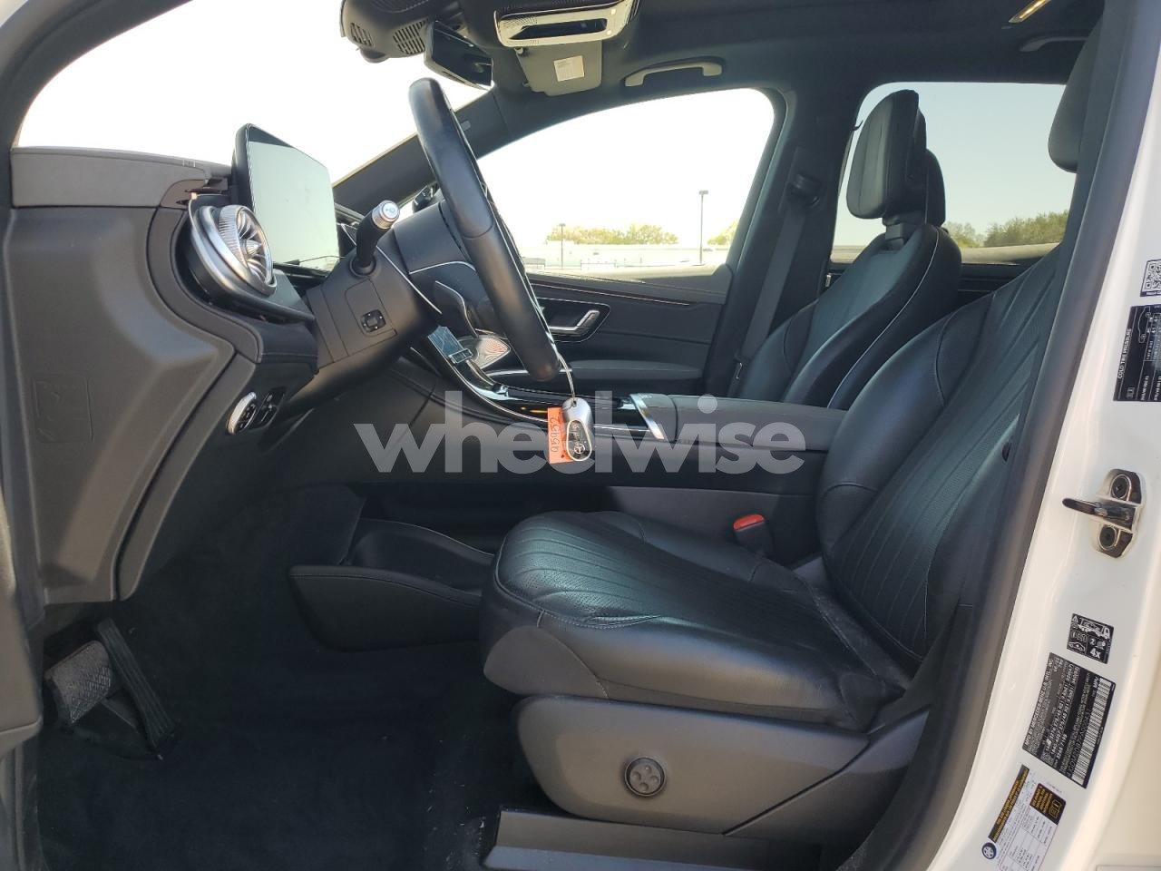 Photo 7 of 2023 MERCEDES-BENZ EQS SUV 450+ (VIN 4JGDM2DB7PA000431)