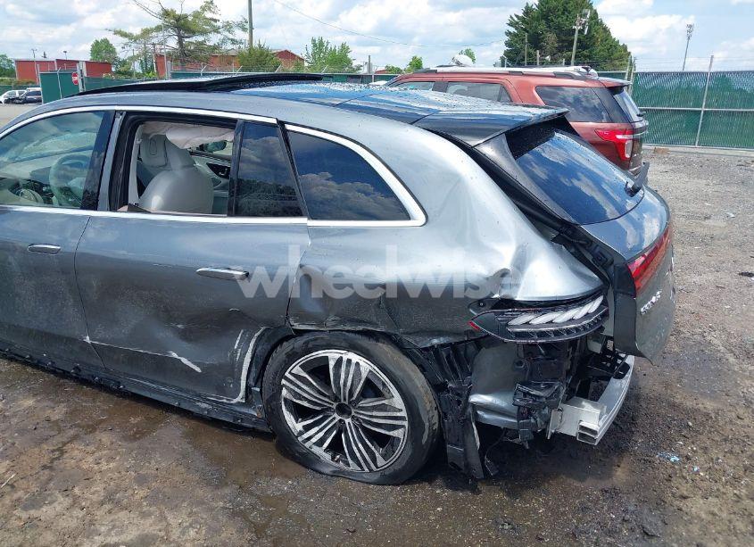 Photo 6 of 2023 Mercedes-benz Eqs 450+ SUV (VIN 4JGDM2DB7PA023546)