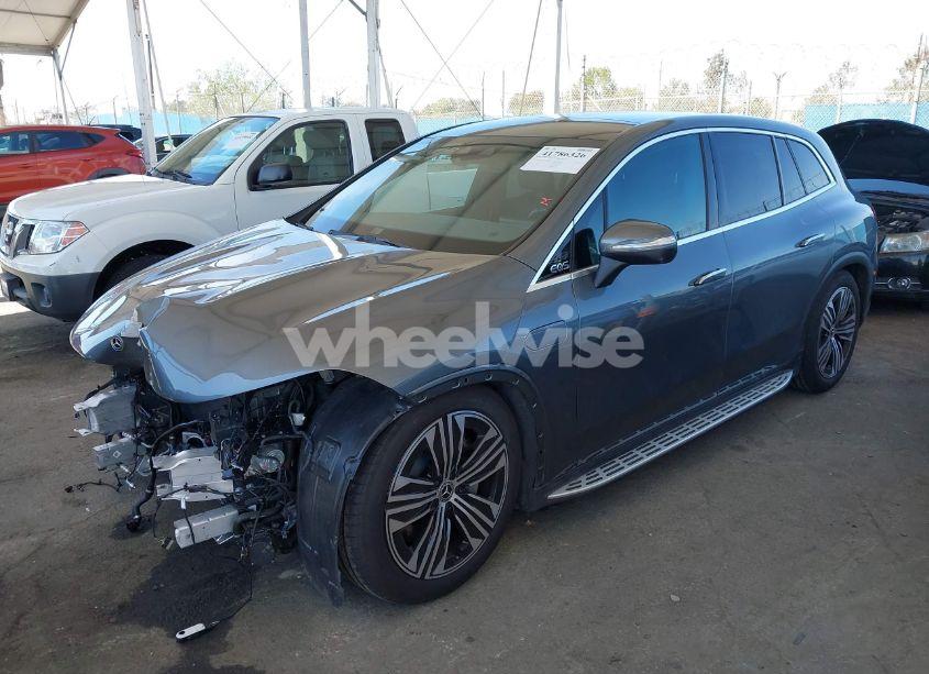 Photo 2 of 2023 Mercedes-benz Eqs 450+ SUV (VIN 4JGDM2DB9PA028280)