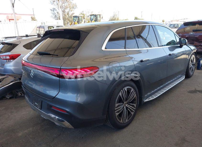 Photo 4 of 2023 Mercedes-benz Eqs 450+ SUV (VIN 4JGDM2DB9PA028280)