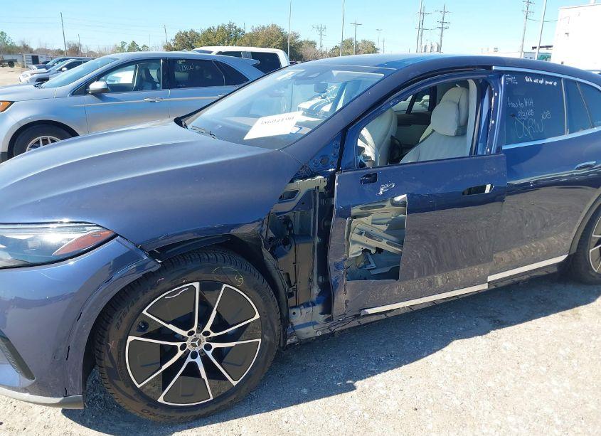 Photo 6 of 2023 Mercedes-benz Eqs 450 SUV 4MATIC (VIN 4JGDM2EB5PA015007)