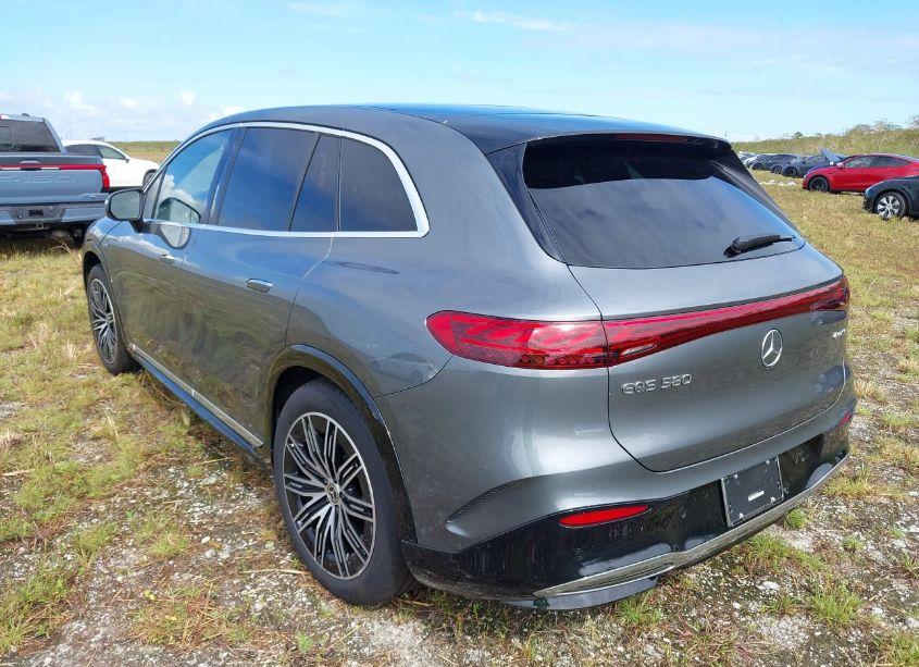 Photo 3 of 2023 Mercedes-benz Eqs 580 SUV 4MATIC (VIN 4JGDM4EB8PA000447)