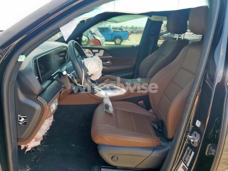 Photo 8 of 2024 MERCEDES-BENZ GLE 350 4MATIC (VIN 4JGFB4FB9RB204040)