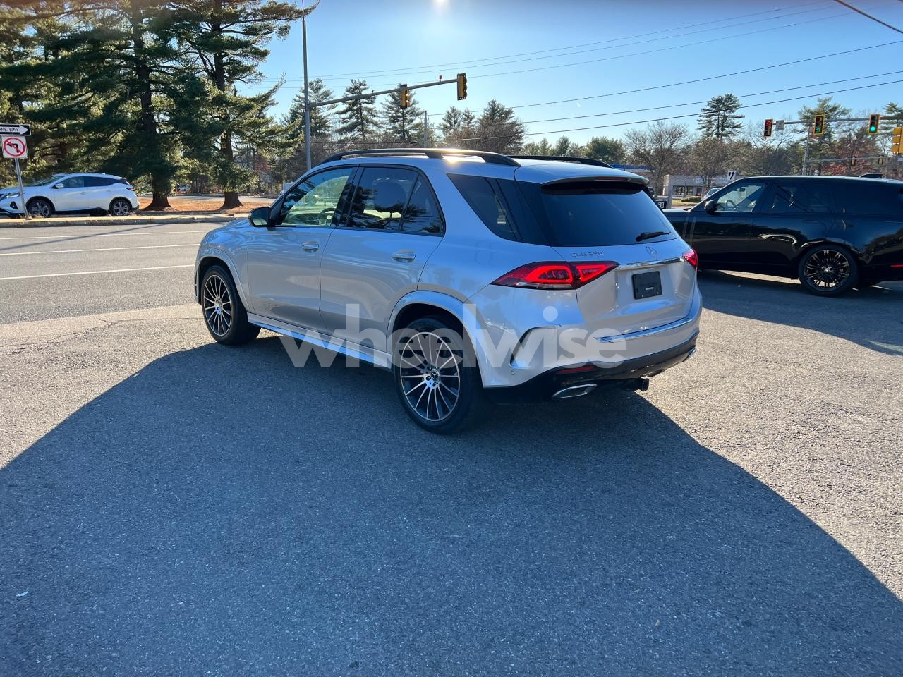 Photo 3 of 2020 MERCEDES-BENZ GLE 350 N/A (VIN 4JGFB4JB2LA119013)