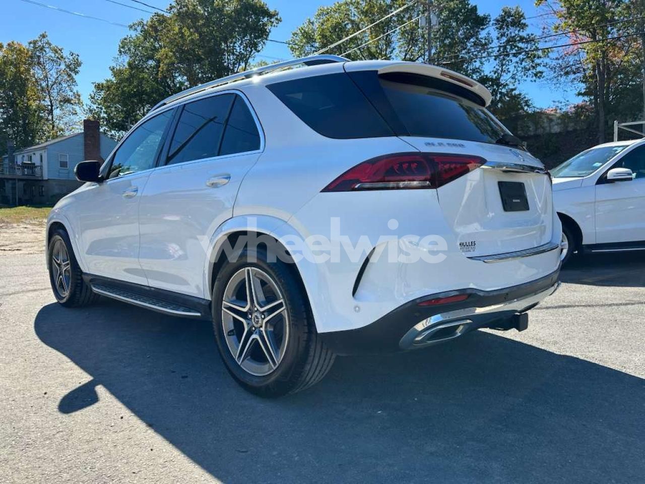 Photo 2 of 2022 MERCEDES-BENZ GLE 350 4MATIC (VIN 4JGFB4KB1NA764222)