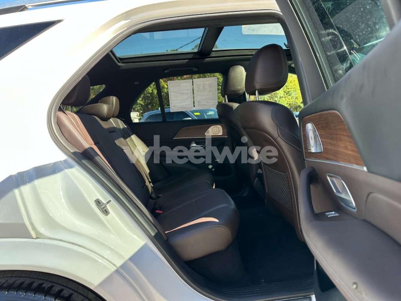 Photo 9 of 2022 MERCEDES-BENZ GLE 350 4MATIC (VIN 4JGFB4KB1NA764222)