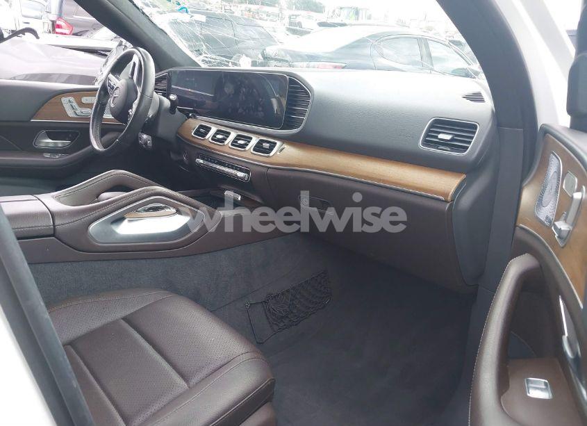 Photo 5 of 2020 Mercedes-benz Gle 350 4MATIC (VIN 4JGFB4KB2LA063217)