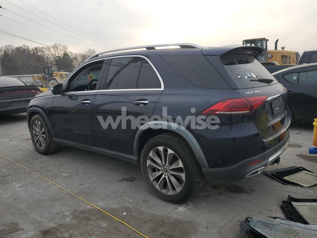 Photo 2 of 2021 MERCEDES-BENZ GLE 350 4MATIC (VIN 4JGFB4KB7MA302391)