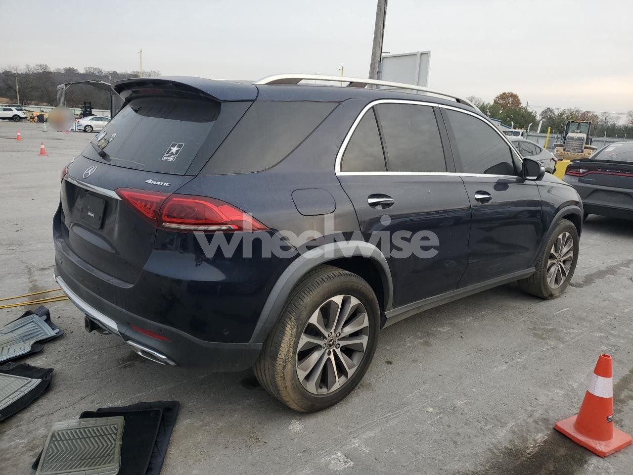 Photo 3 of 2021 MERCEDES-BENZ GLE 350 4MATIC (VIN 4JGFB4KB7MA302391)