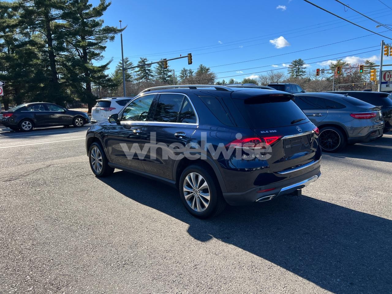 Photo 3 of 2020 MERCEDES-BENZ GLE 350 4MATIC (VIN 4JGFB4KB8LA086890)