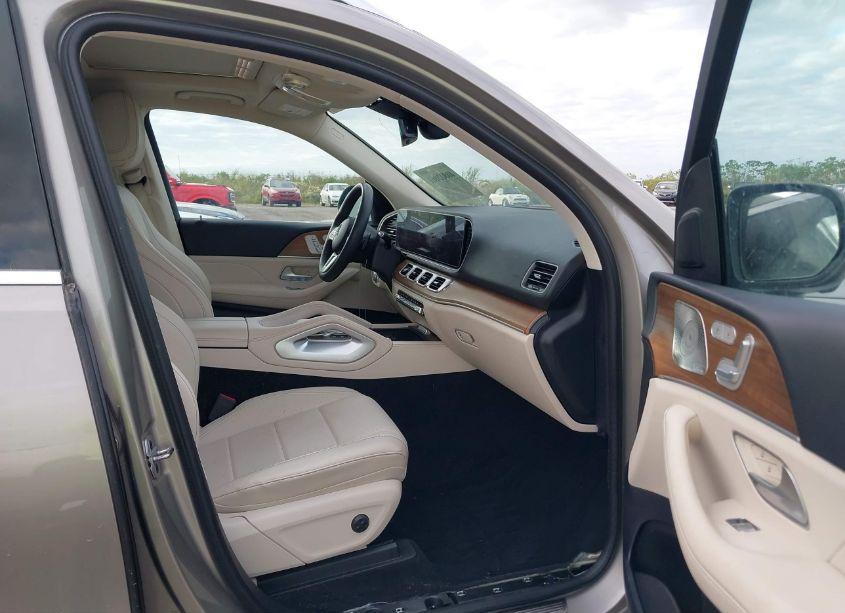 Photo 5 of 2022 Mercedes-benz Gle 350 4MATIC (VIN 4JGFB4KB8NA642523)