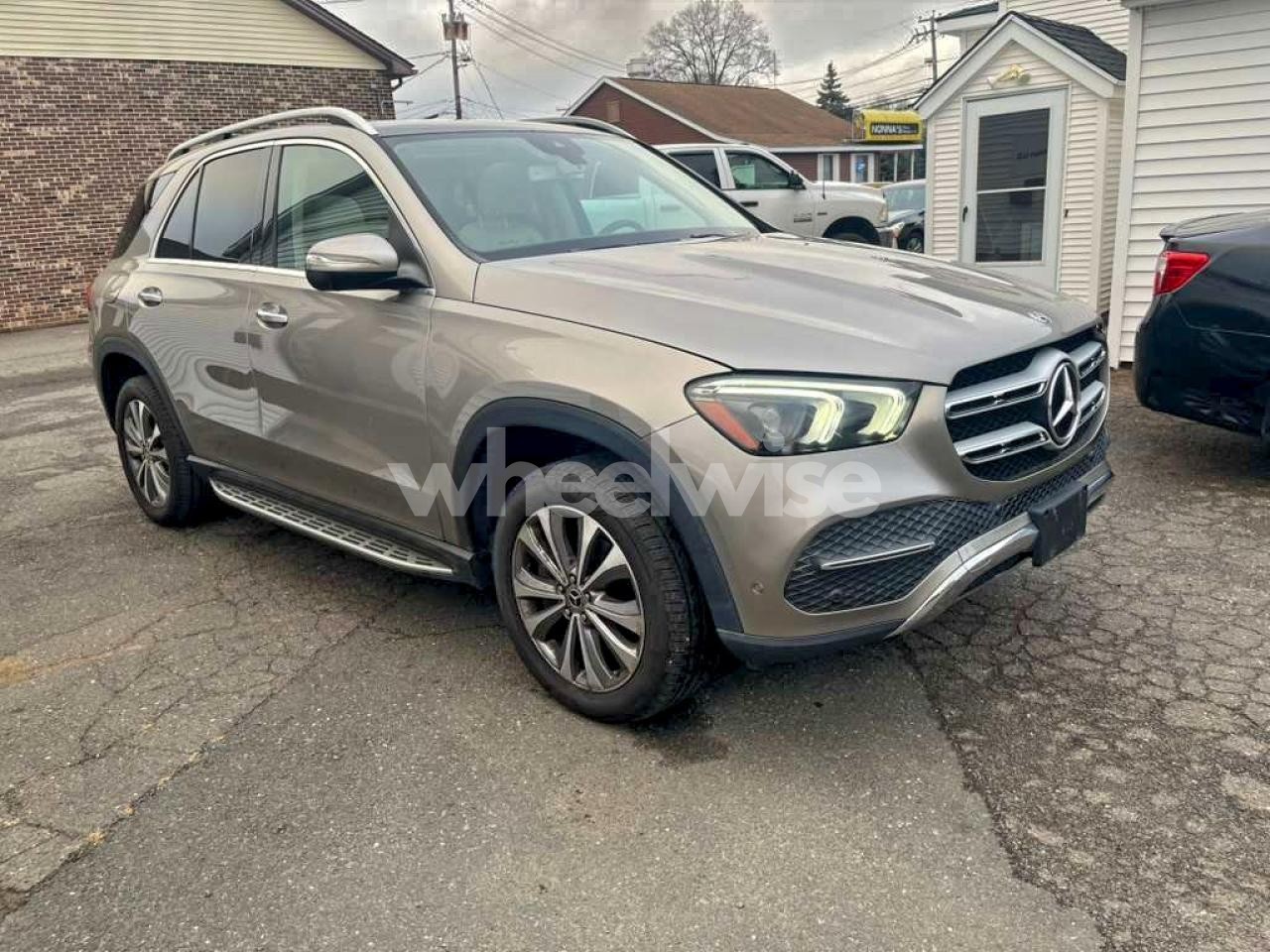 Photo 4 of 2020 MERCEDES-BENZ GLE 350 4MATIC (VIN 4JGFB4KE3LA055279)