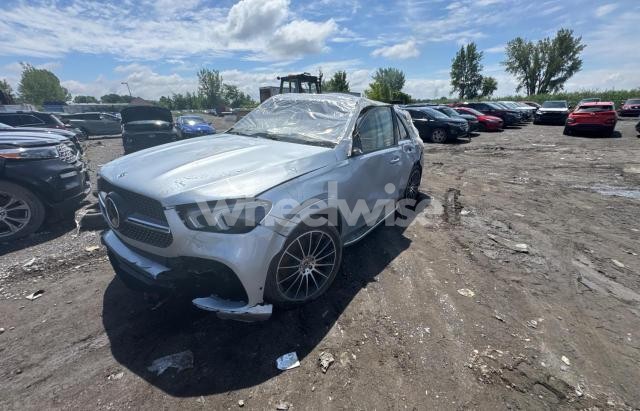 Photo 2 of 2022 MERCEDES-BENZ GLE 450 4MATIC (VIN 4JGFB5KB0NA******)