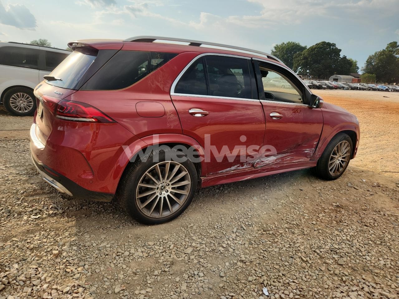 Photo 3 of 2021 MERCEDES-BENZ GLE 450 4MATIC (VIN 4JGFB5KB1MA527010)