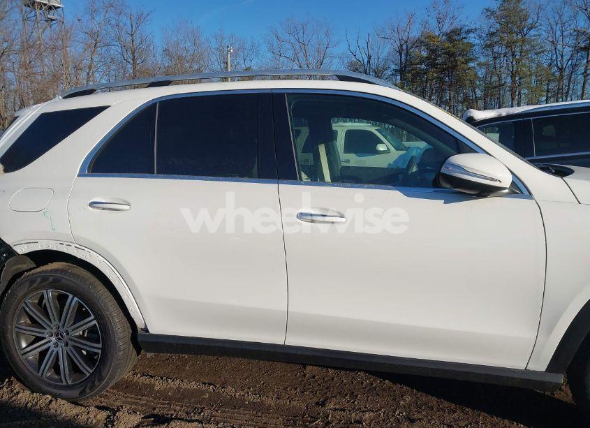 Photo 13 of 2024 Mercedes-benz Gle 450 4MATIC (VIN 4JGFB5KB2RB180482)