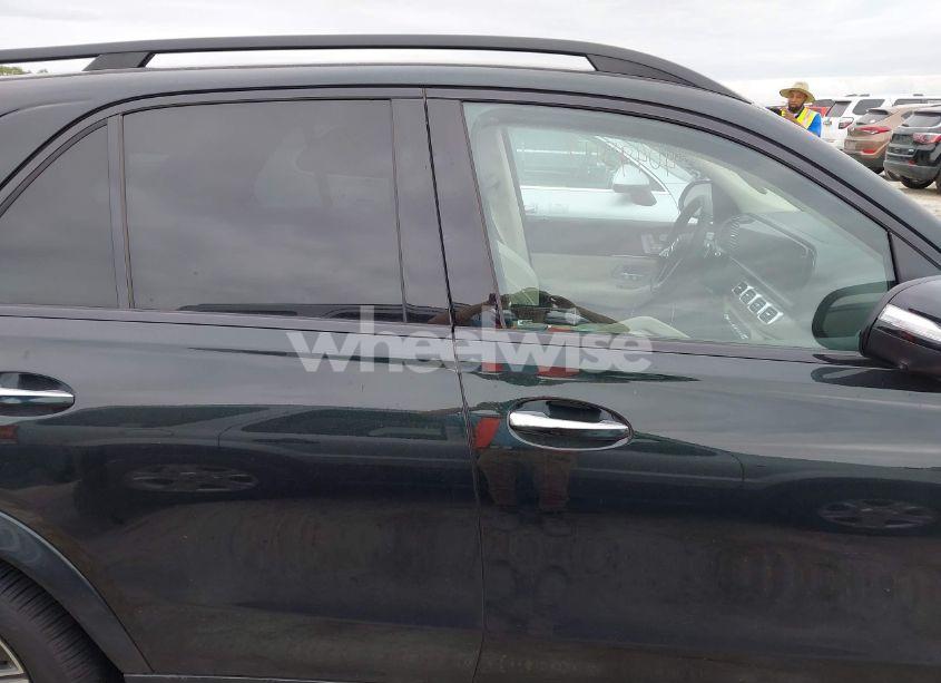 Photo 13 of 2024 Mercedes-benz Gle 450 4MATIC (VIN 4JGFB5KB7RB236805)