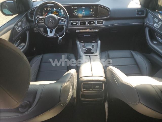 Photo 13 of 2020 MERCEDES-BENZ GLE 450 4MATIC N/A (VIN 4JGFB5KB8LA246899)