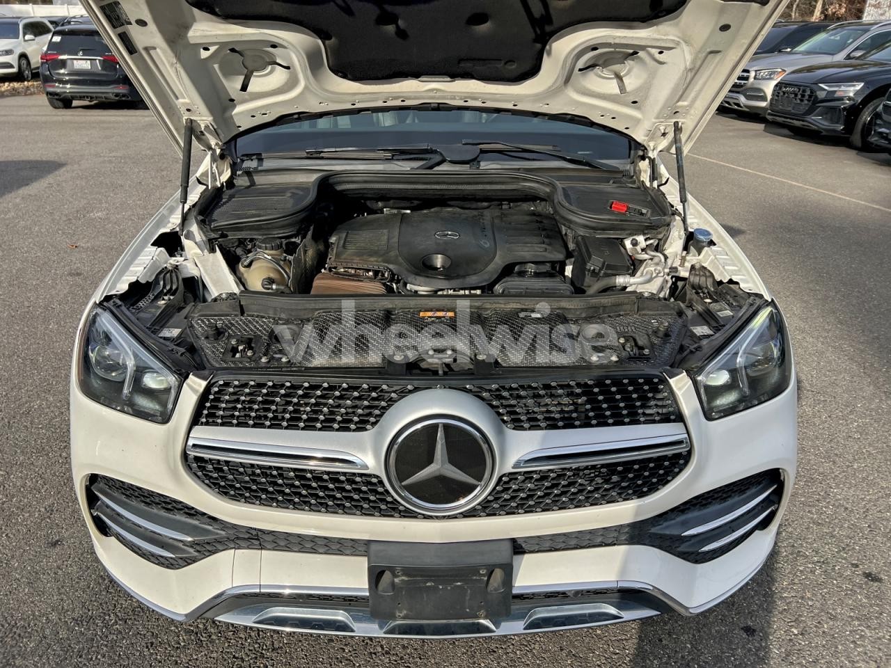 Photo 8 of 2020 MERCEDES-BENZ GLE 450 4MATIC N/A (VIN 4JGFB5KE9LA054904)