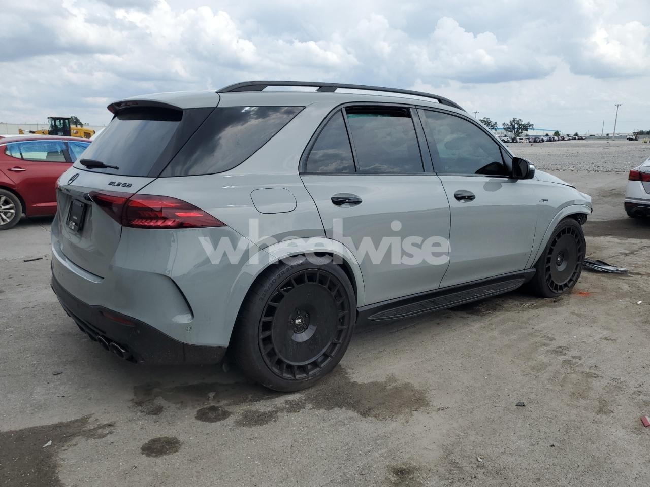 Photo 3 of 2024 MERCEDES-BENZ GLE AMG 53 4MATIC (VIN 4JGFB6BB5RB008369)