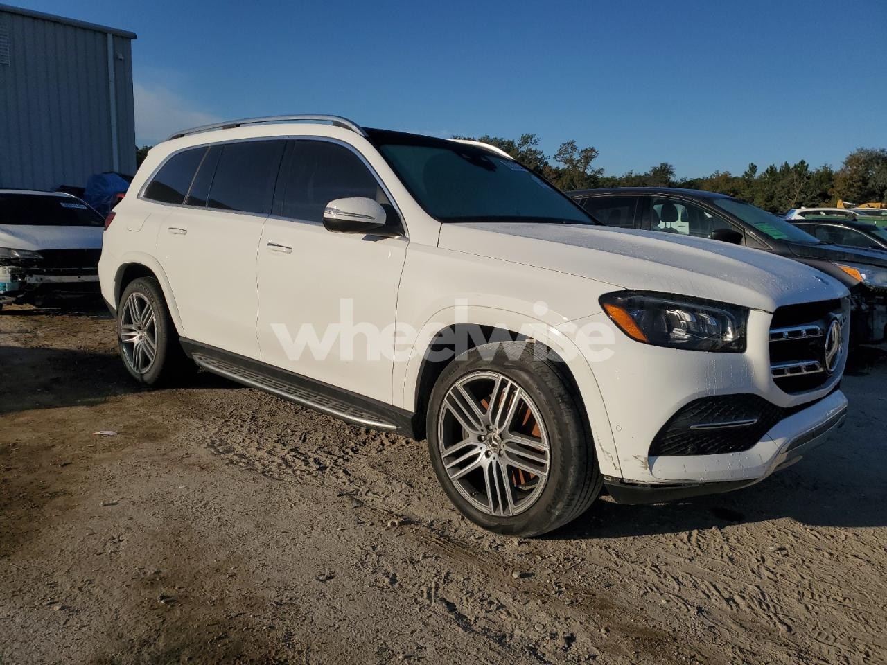 Photo 4 of 2021 MERCEDES-BENZ GLS 450 4MATIC (VIN 4JGFF5KE1MA414673)