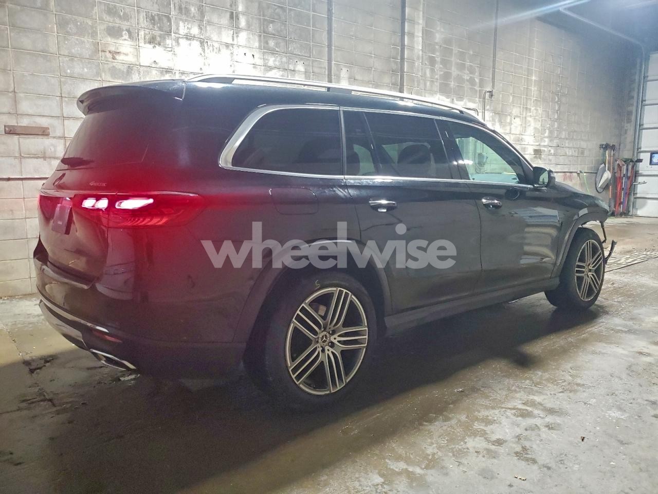 Photo 3 of 2025 MERCEDES-BENZ GLS 450 4MATIC (VIN 4JGFF5KE3SB446290)