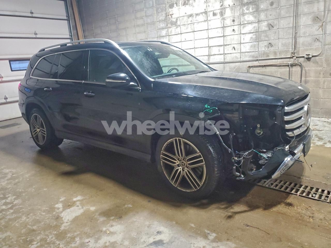 Photo 4 of 2025 MERCEDES-BENZ GLS 450 4MATIC (VIN 4JGFF5KE3SB446290)