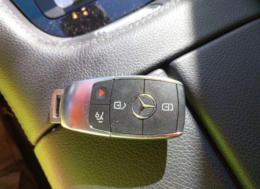 Photo 11 of 2022 Mercedes-benz Gls 450 4MATIC (VIN 4JGFF5KE5NA630043)