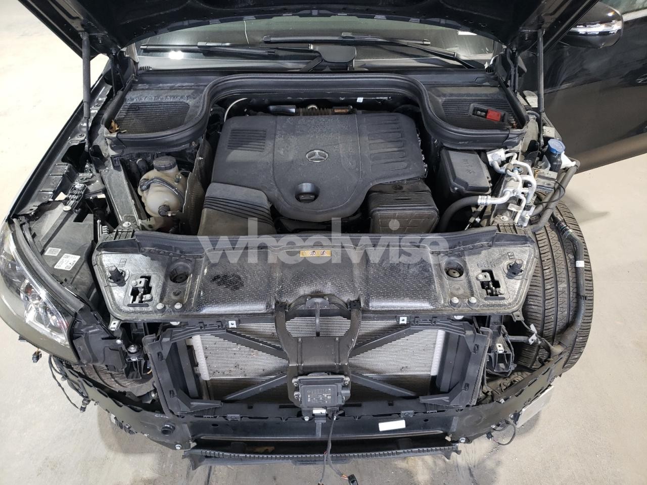 Photo 12 of 2024 MERCEDES-BENZ GLS 450 4MATIC (VIN 4JGFF5KE5RB122249)