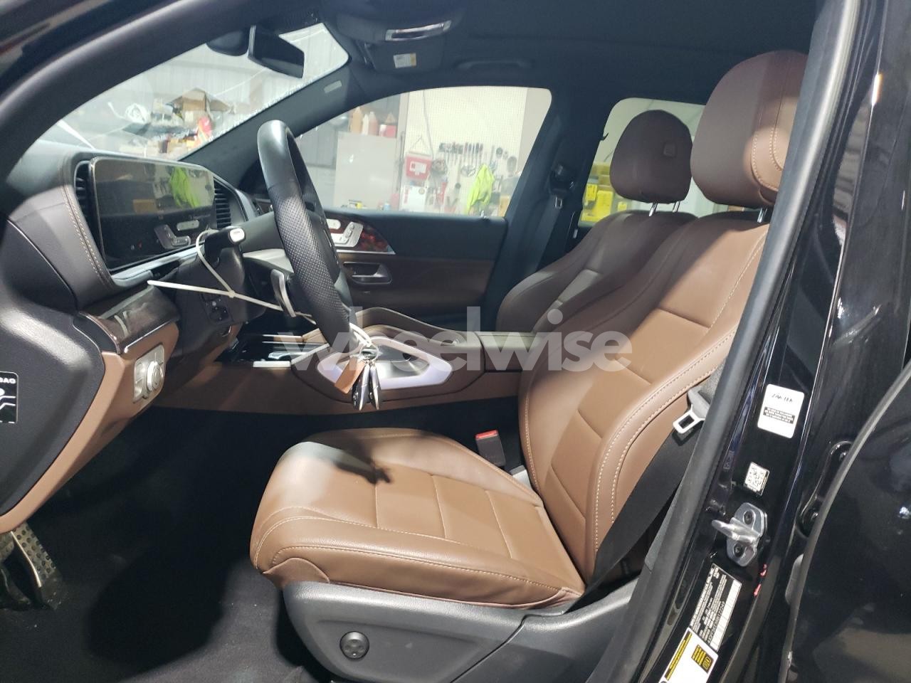 Photo 7 of 2024 MERCEDES-BENZ GLS 450 4MATIC (VIN 4JGFF5KE5RB122249)