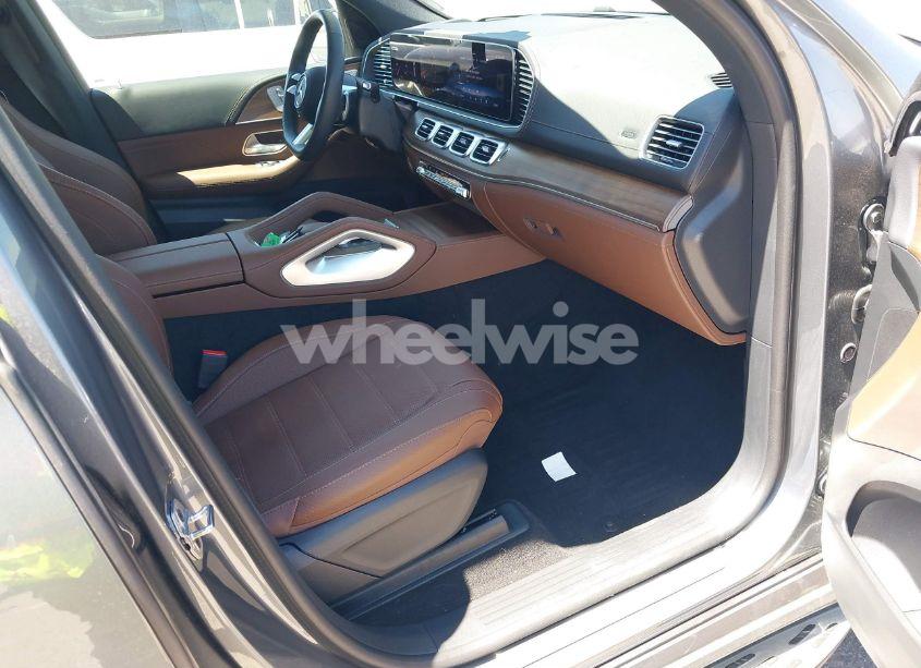 Photo 5 of 2024 Mercedes-benz Gls 580 4MATIC (VIN 4JGFF8FE0RB146471)