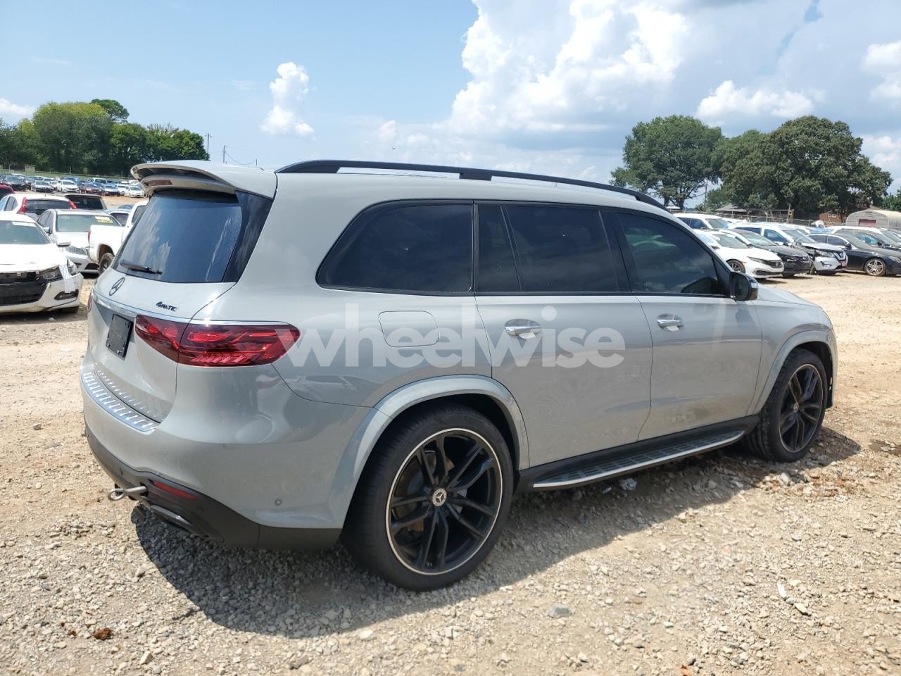 Photo 3 of 2024 MERCEDES-BENZ GLS 580 4MATIC (VIN 4JGFF8FE0RB204367)