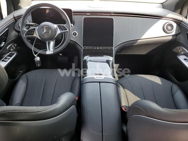 Photo 5 of 2023 MERCEDES-BENZ EQE SUV 350 4MATIC (VIN 4JGGM1CB0PA036812)