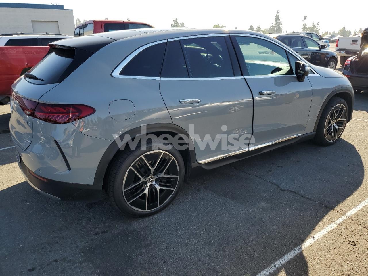Photo 3 of 2023 MERCEDES-BENZ EQE SUV 350 4MATIC (VIN 4JGGM1CB1PA016522)