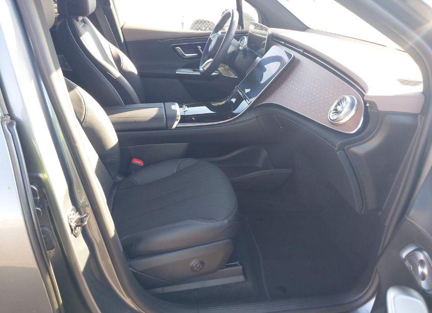 Photo 5 of 2023 Mercedes-benz Eqe 350 SUV 4MATIC (VIN 4JGGM1CB5PA020332)